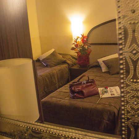 Hotel Novecento Рим Екстериор снимка