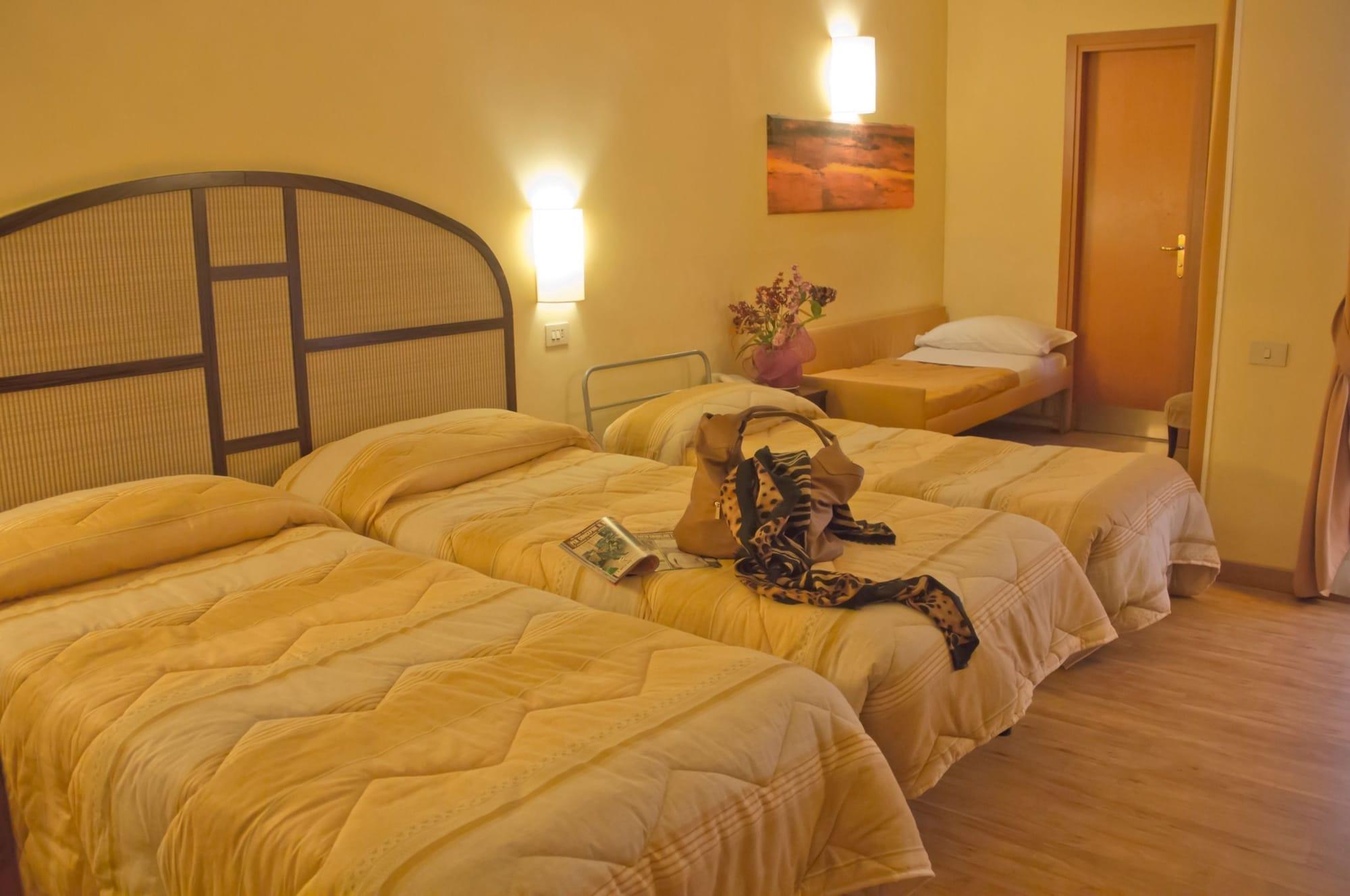 Hotel Novecento Рим Екстериор снимка