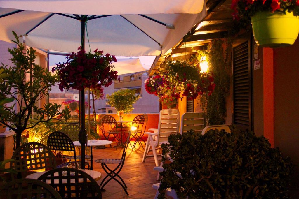 Hotel Novecento Рим Екстериор снимка