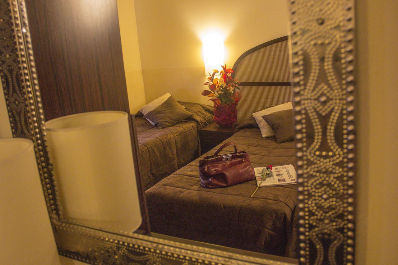 Hotel Novecento Рим Екстериор снимка