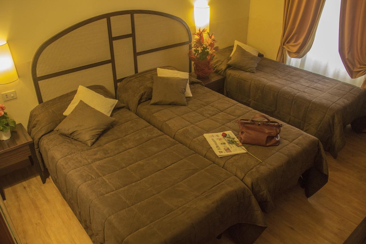 Hotel Novecento Рим Екстериор снимка